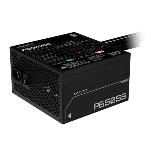 Fuente de alimentación Gigabyte P650SS , 650W, 80 PLUS Siver, Formato ATX.